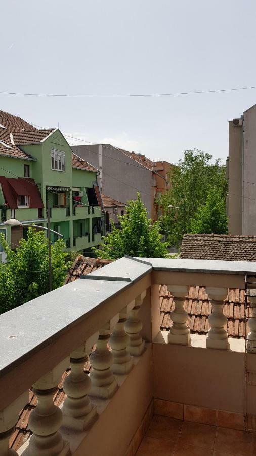 Apartment Krsta Novi Sad Exterior foto